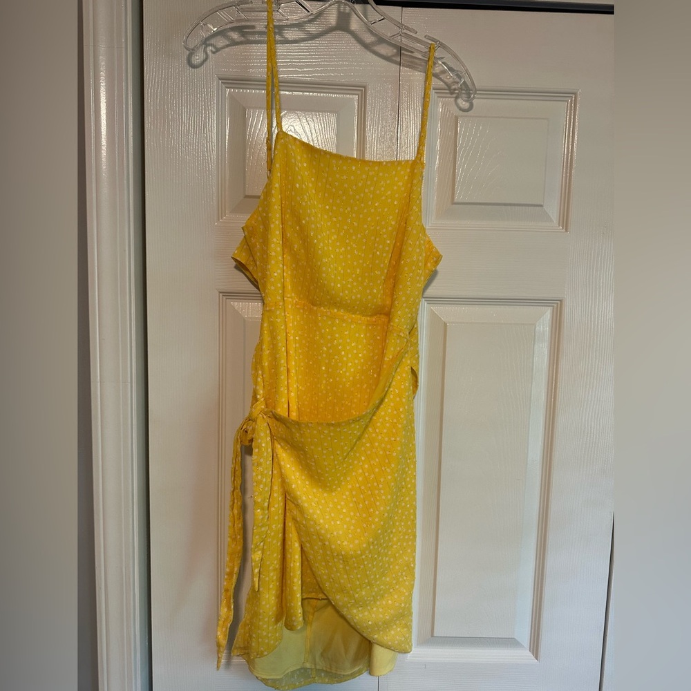 Superdown Sunny Yellow Dress